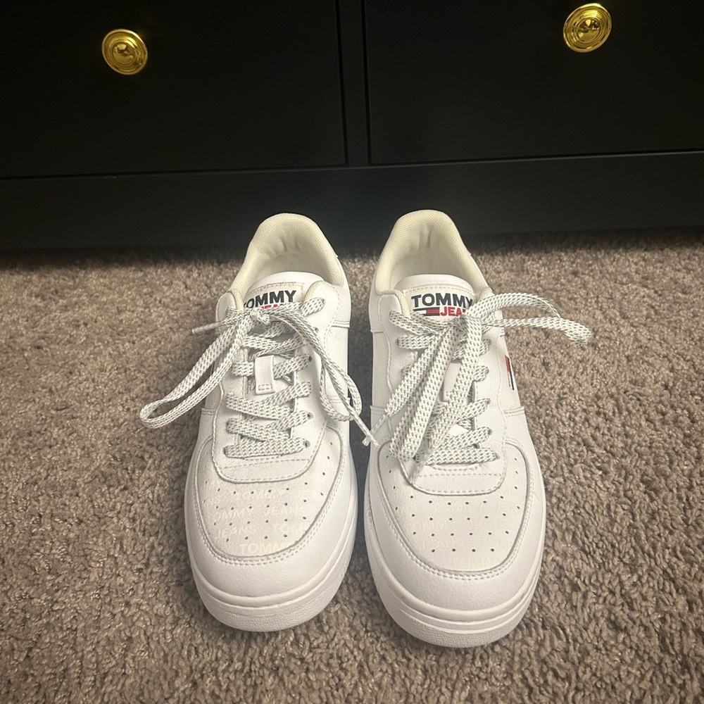 Tommy Hilfiger White Sneakers